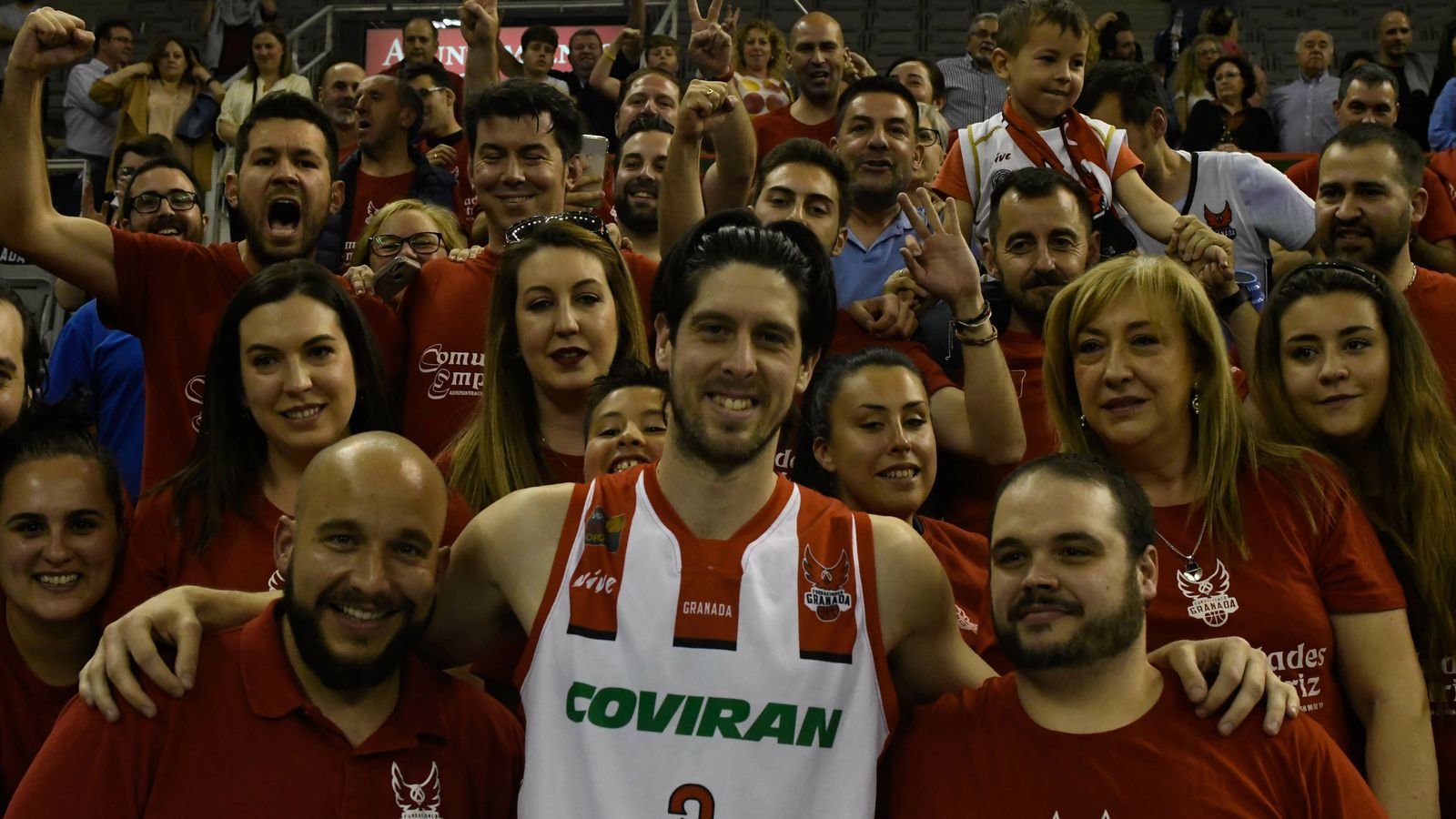 Eloy Almazán se despidió a lo grande del Palacio.