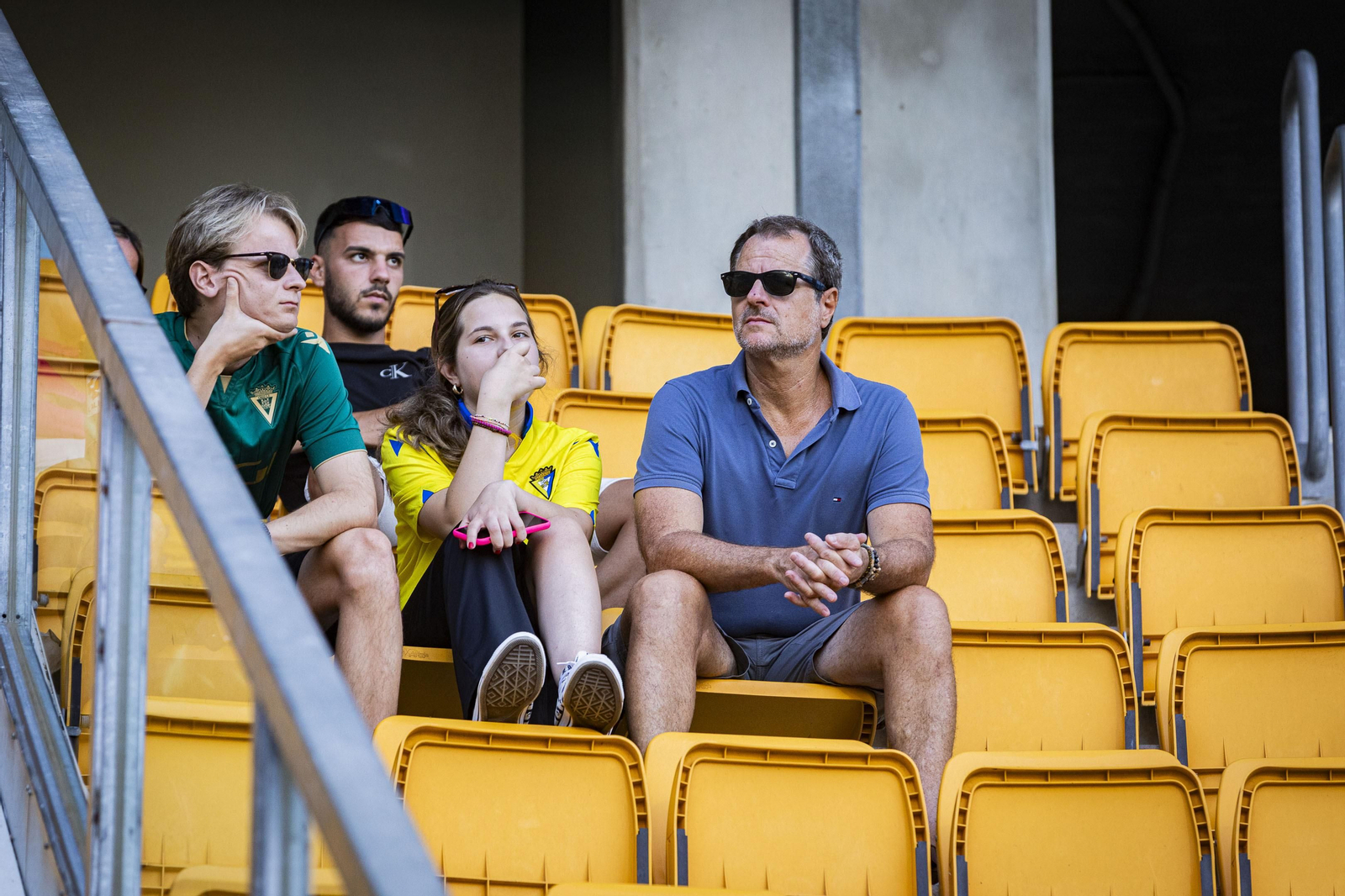 Búscate en el partido Cádiz-Alavés