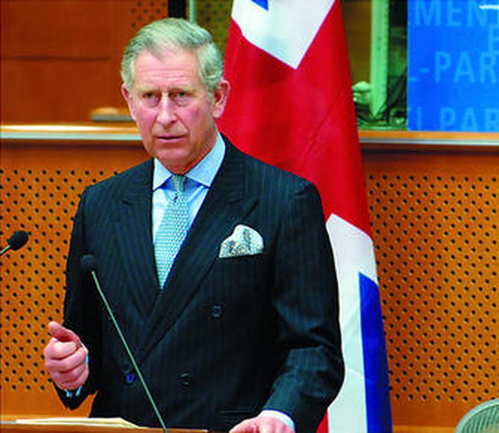 Las medicinas del príncipe Carlos no son del todo eficaces