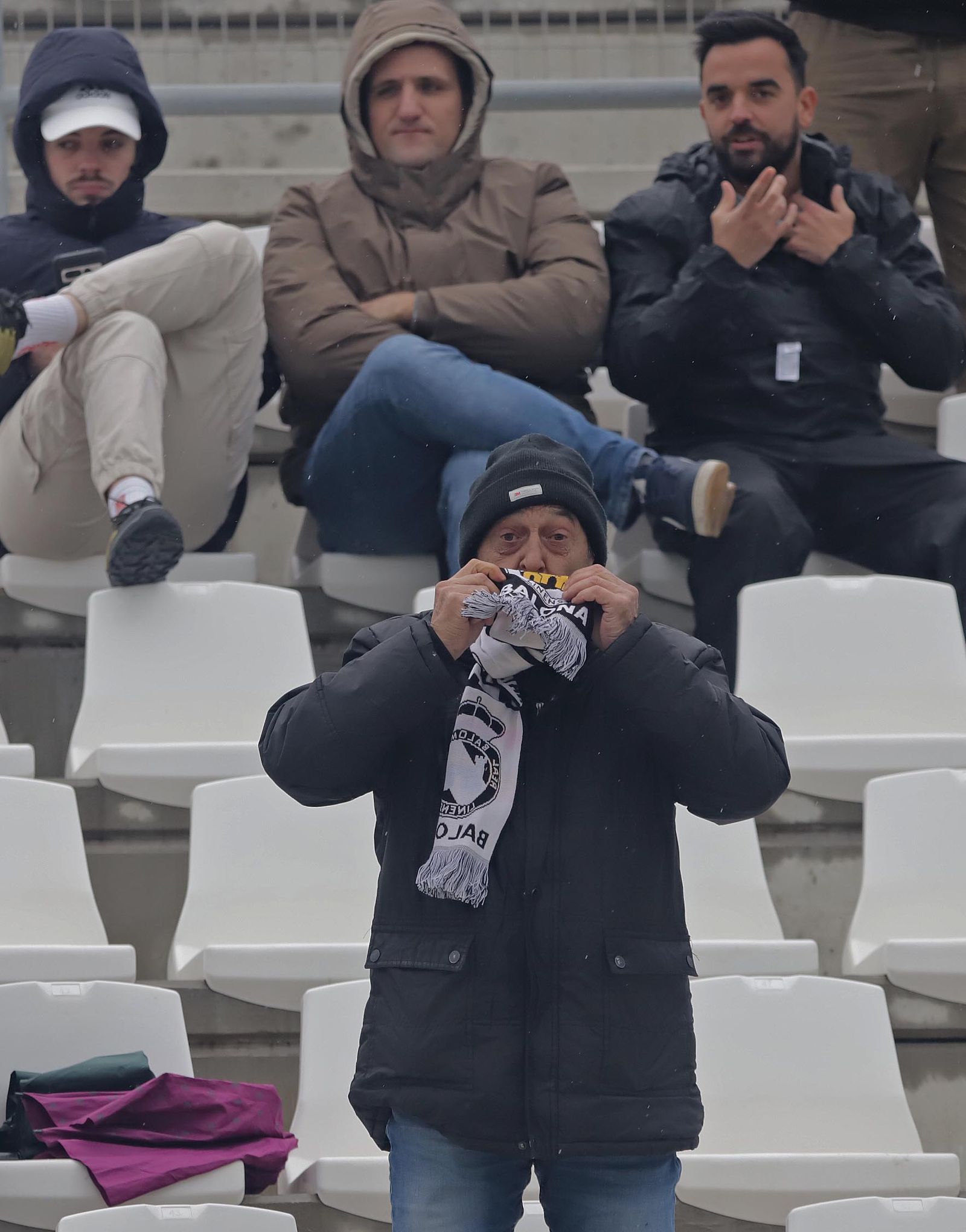 Búscate en el Ciudad de La Línea durante el Balona - Córdoba B de Tercera Federación