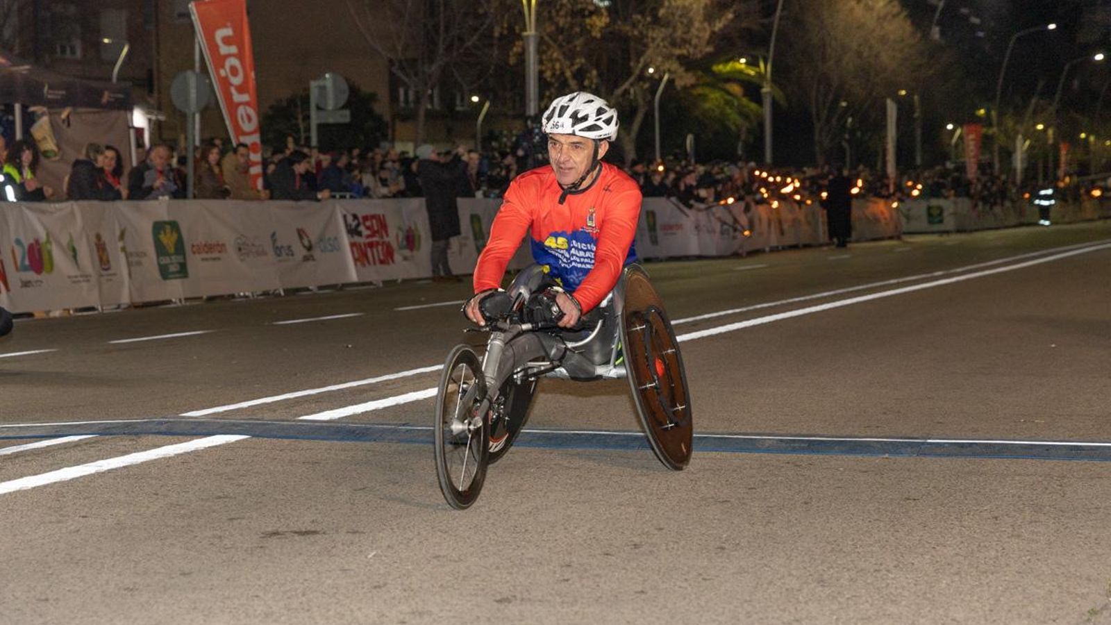 En imágenes: la élite del atletismo mundial despliega su calidad en la Carrera de San Antón de Jaén