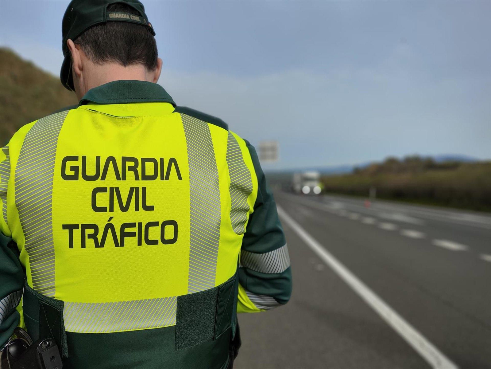 Un agente de la Guardia Civil de Tráfico