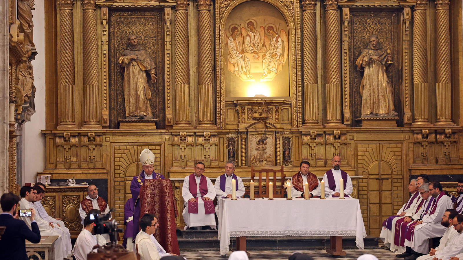 Misa de despedida en la Cartuja de Jerez a las hermanas de Belén