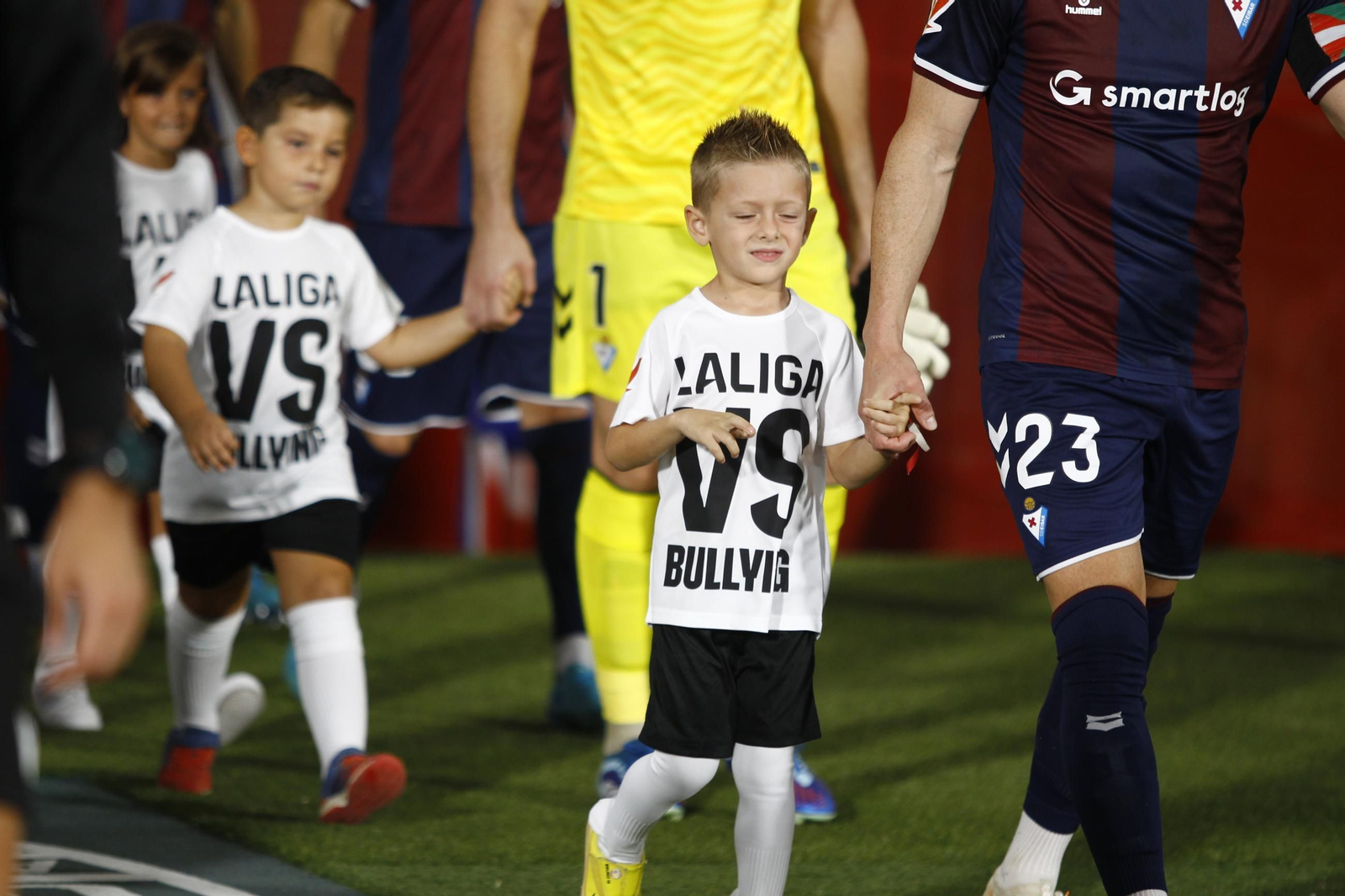 Las imágenes del partido de fútbol U.D. Almería-S.D. Eibar
