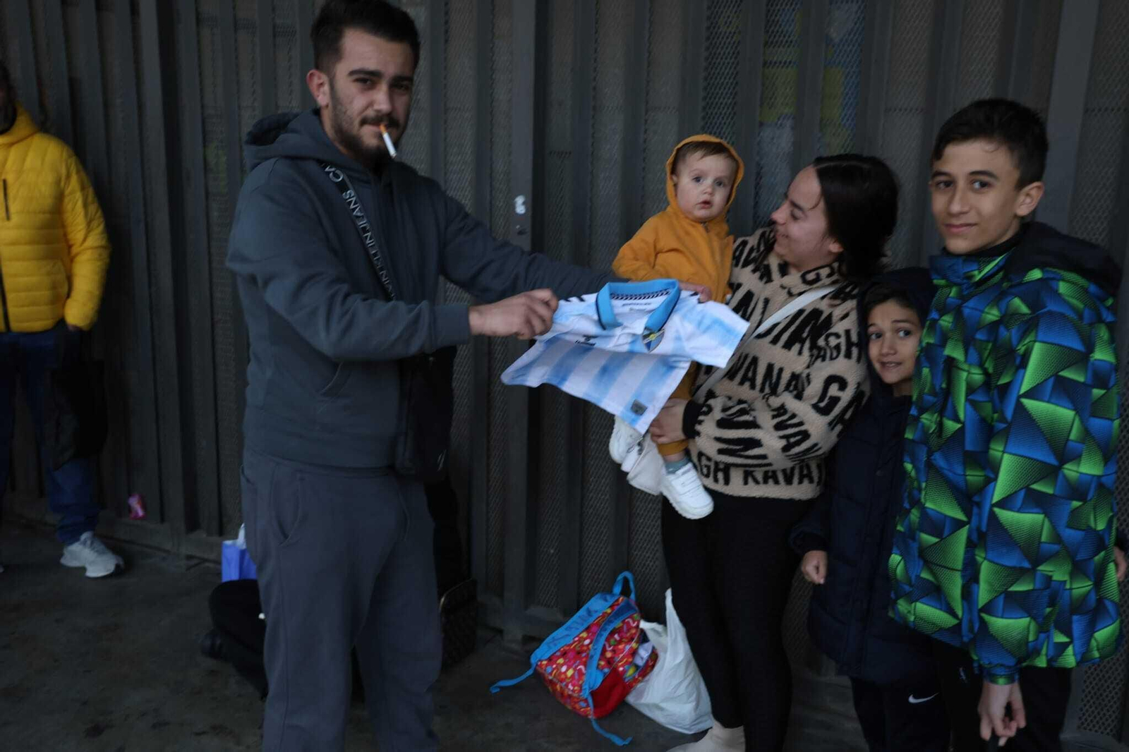 Búscate en las fotos del entrenamiento del Málaga abierto a la afición