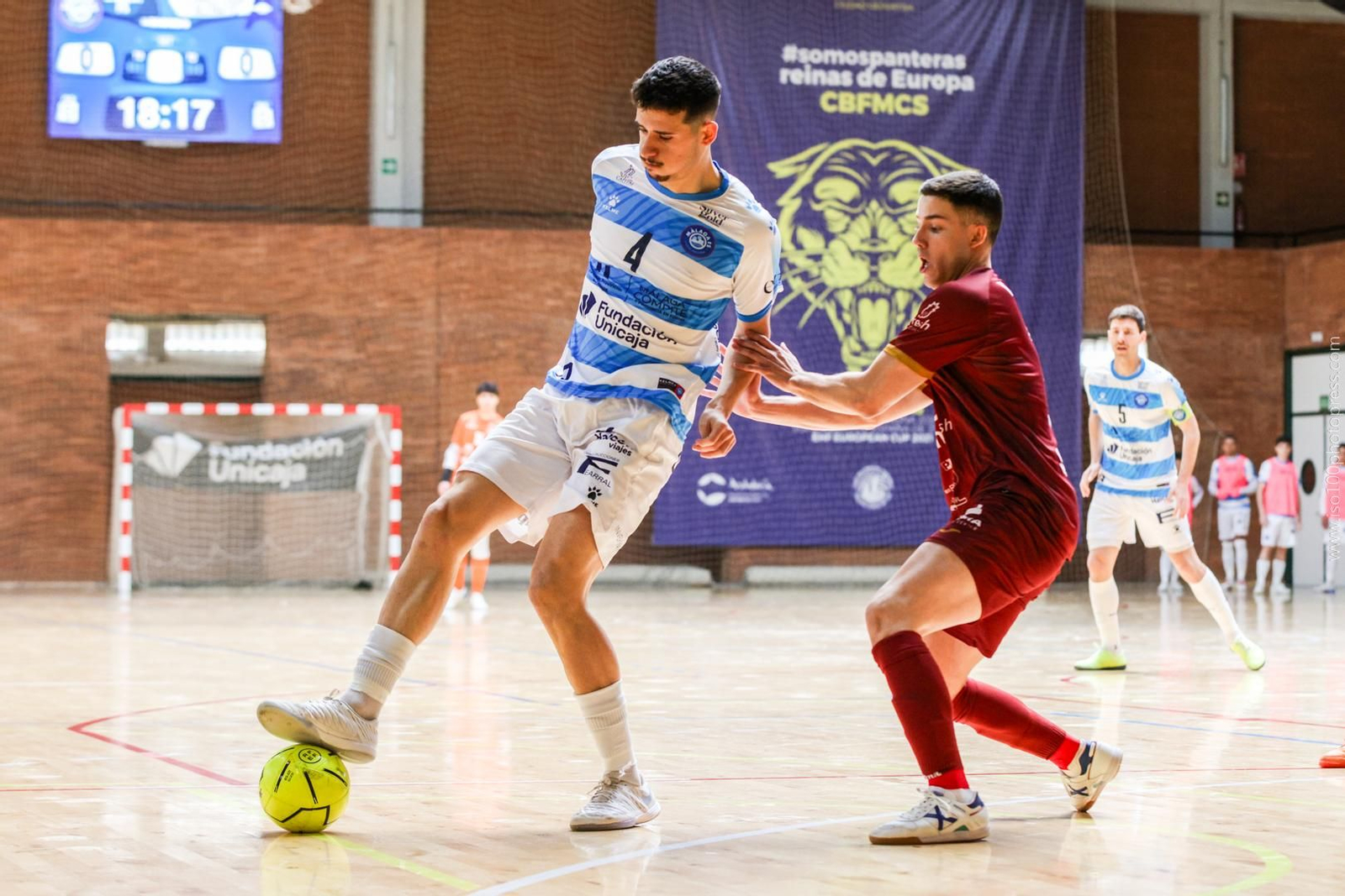 Derrota del Málaga Ciudad Redonda ante Alzira (2-5)