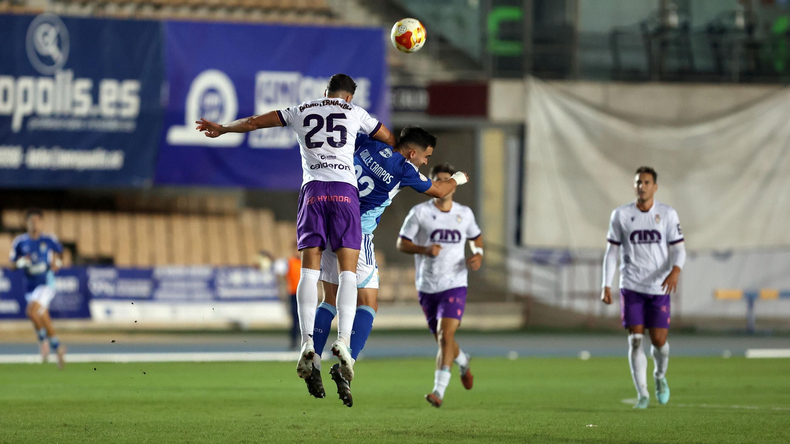 Imágenes del Xerez CD contra el Real Jaén CF en Chapín