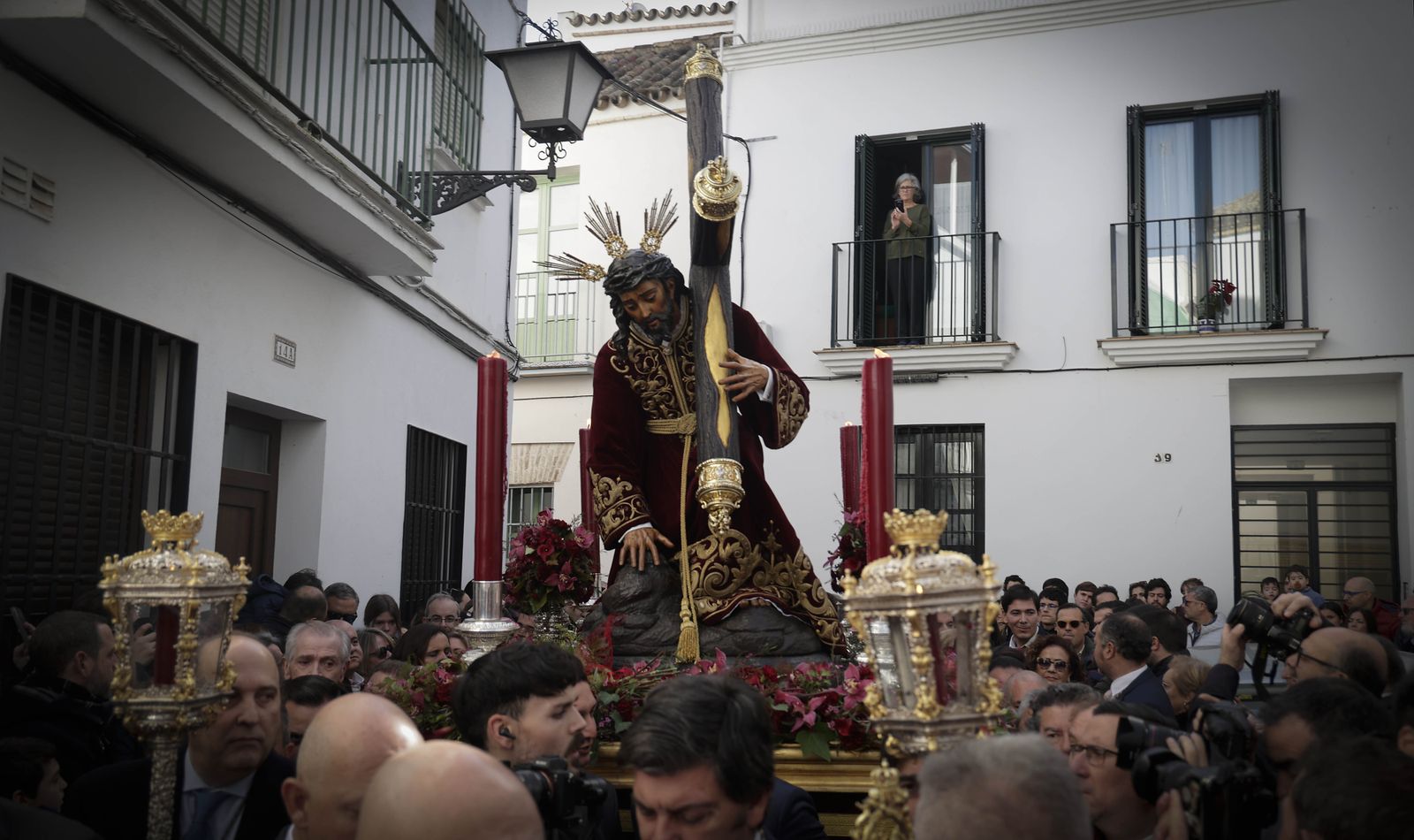 Imágenes del Vía Crucis del Cristo de las Tres Caídas