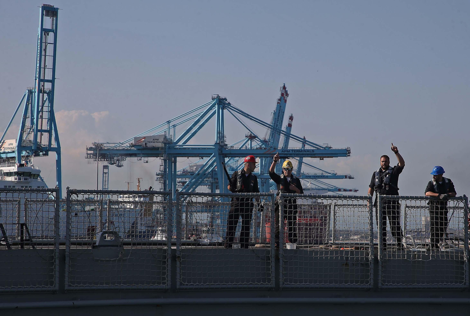 La llegada del patrullero de la Armada 'Centinela' al puerto de Algeciras, en imágenes