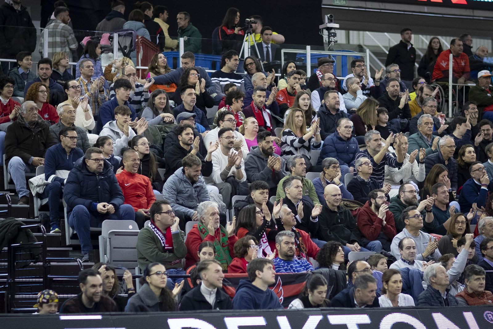 Las mejores imágenes del Covirán Granada-Hiopos Lleida