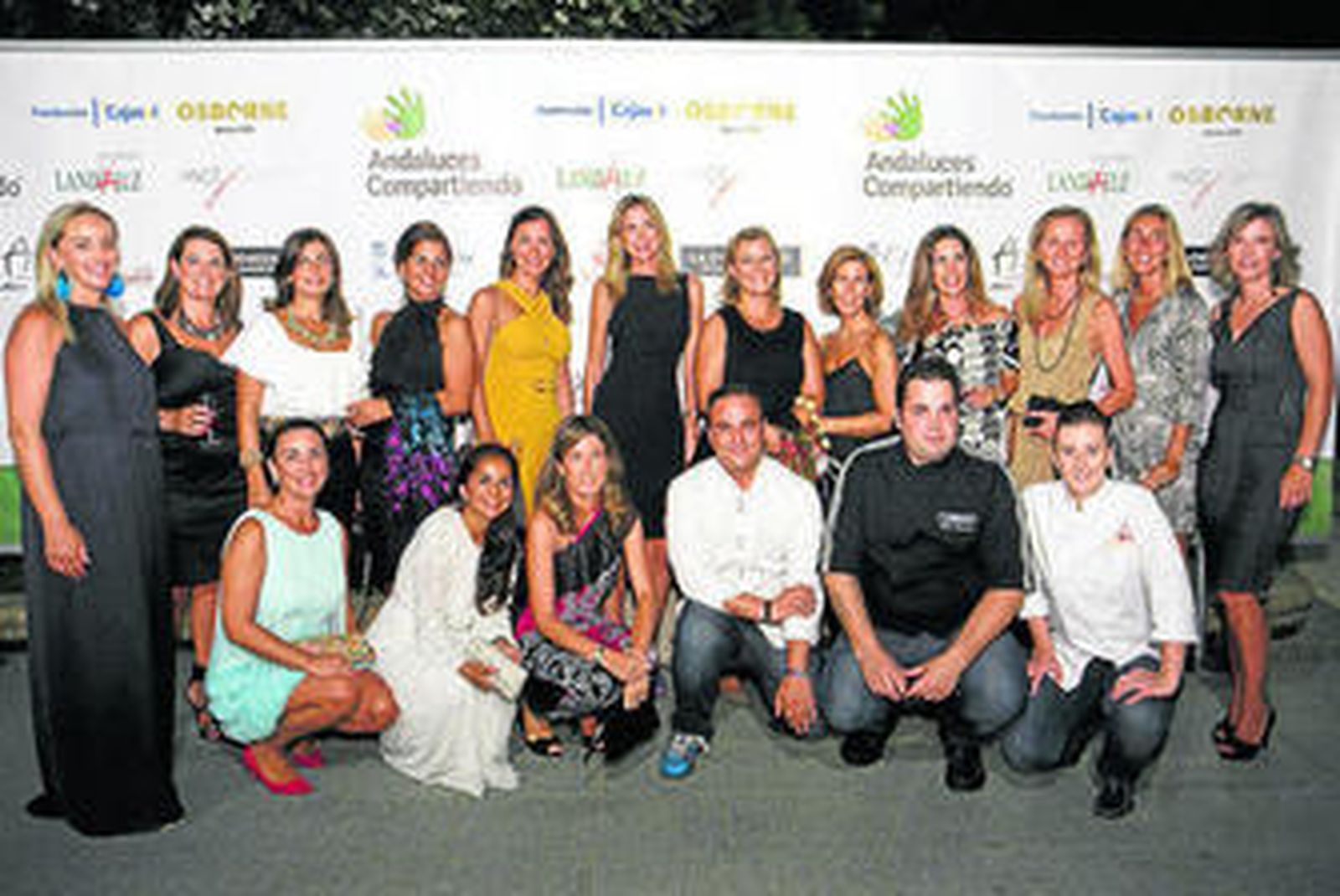 Patricia Sainz, Lourdes Romero, Mamen Enríquez, Verónica Peinado, Susana Jímenez, María José Höhr,  Lola de la Cerda, Isabel Moresco, Mauro Barreiro, Ángel Léon, Isabel Delgado y  Leonor Caballero, entre otros.