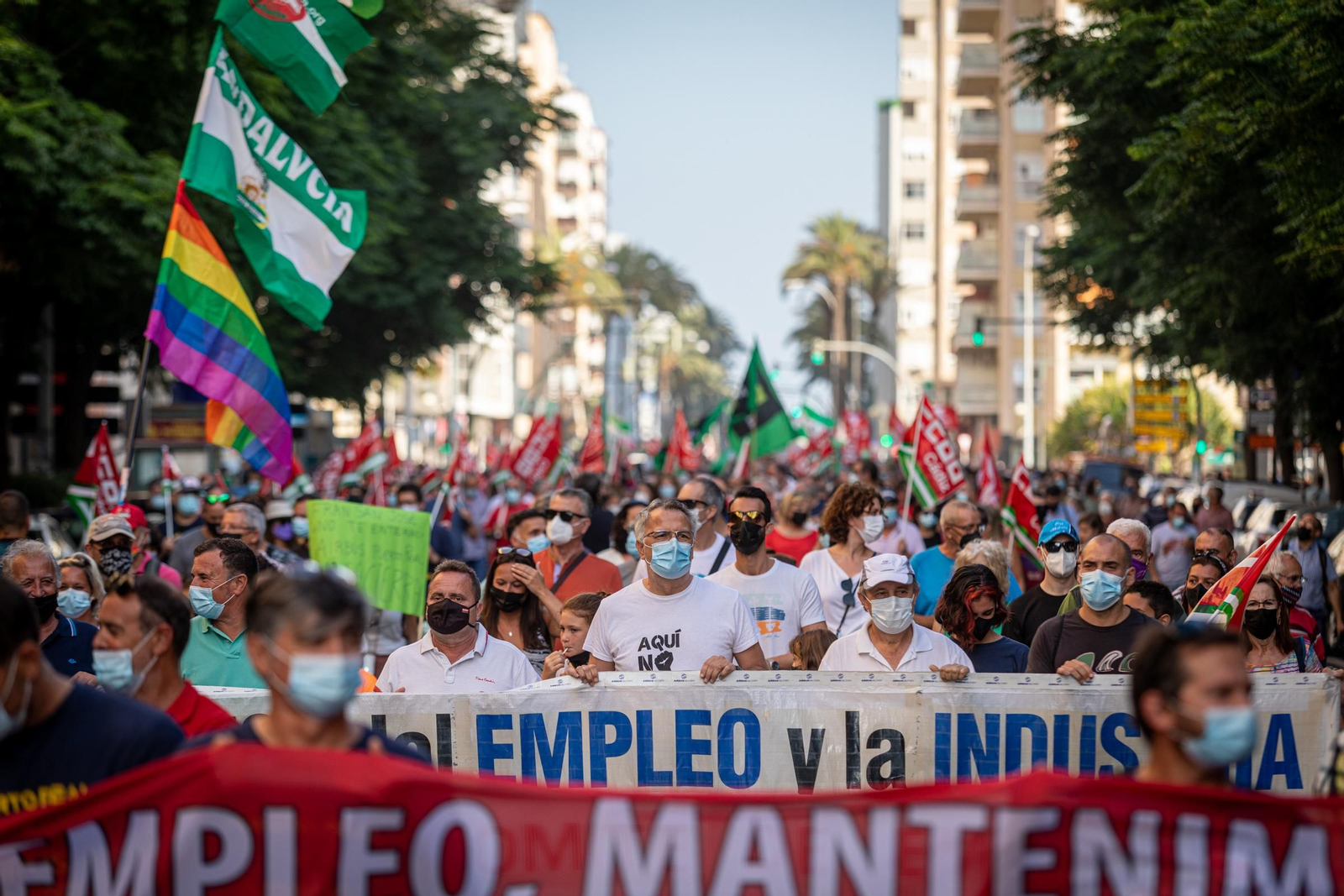 Las imágenes de la manifestación contra el cierre de Airbus Puerto Real