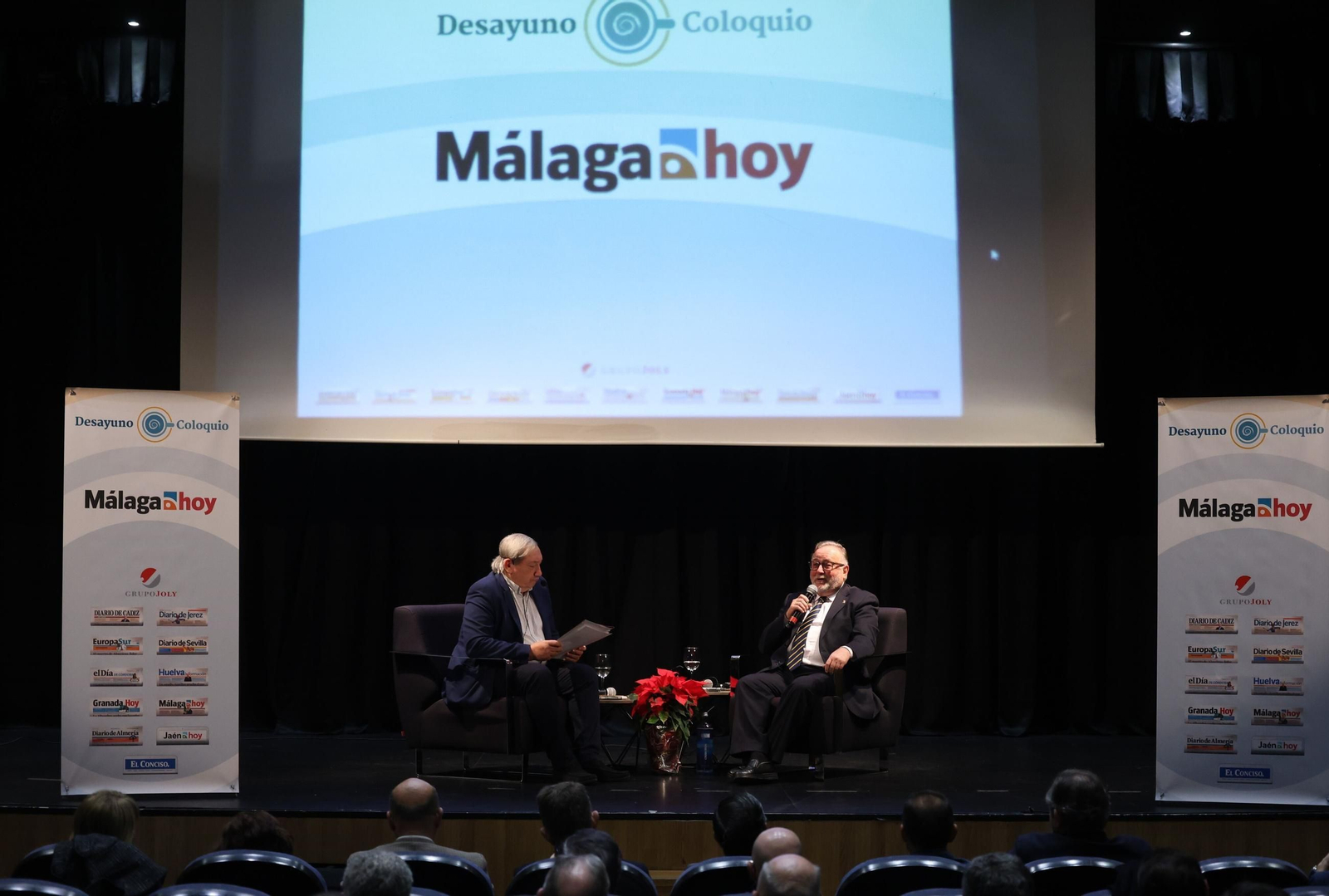 Joaquín Villanova, alcalde de Alhaurín de la Torre en el desayuno-coloquio de Málaga Hoy celebrado en el municipio