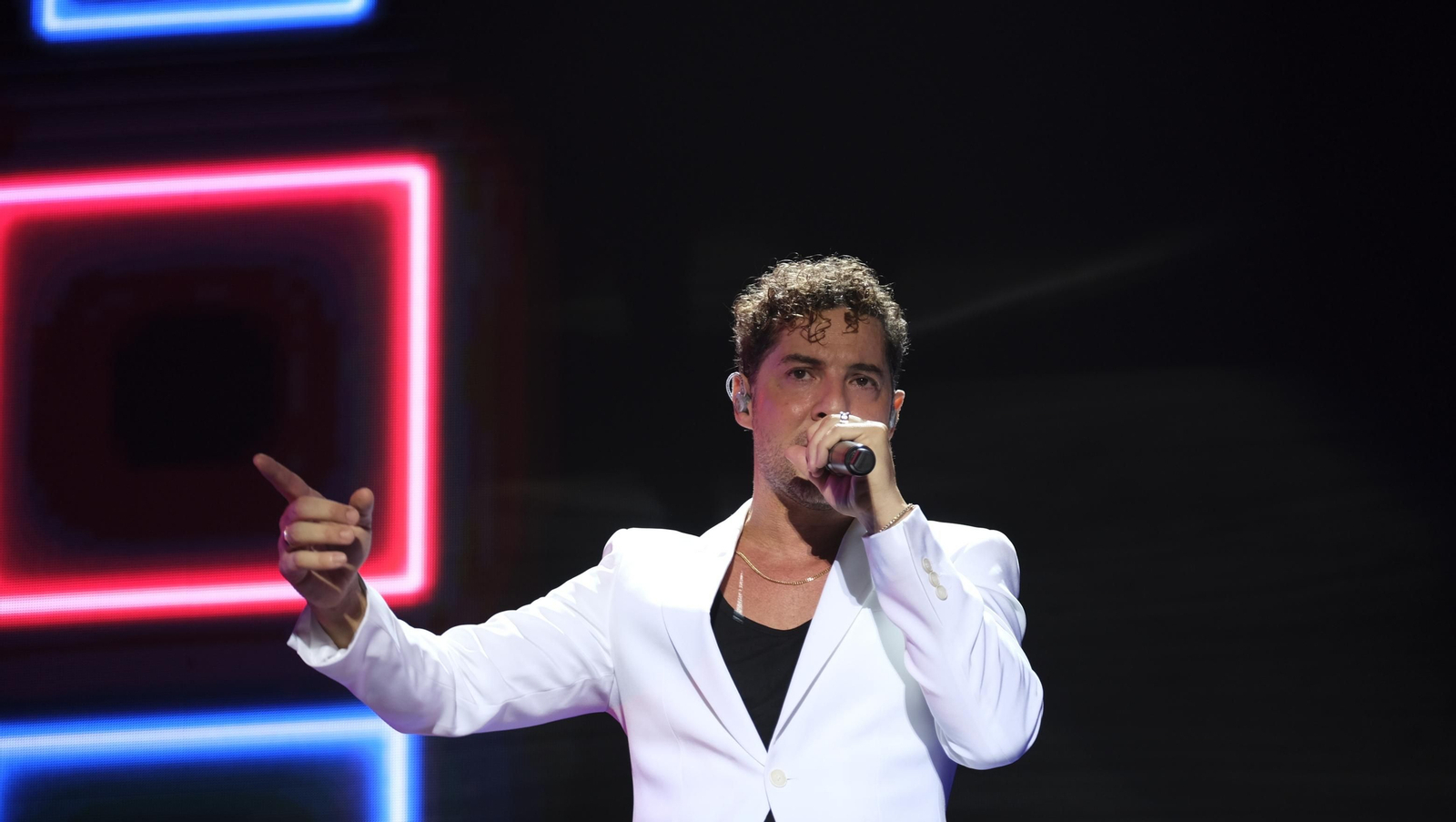 David Bisbal arrasa en su concierto de Roquetas de Mar