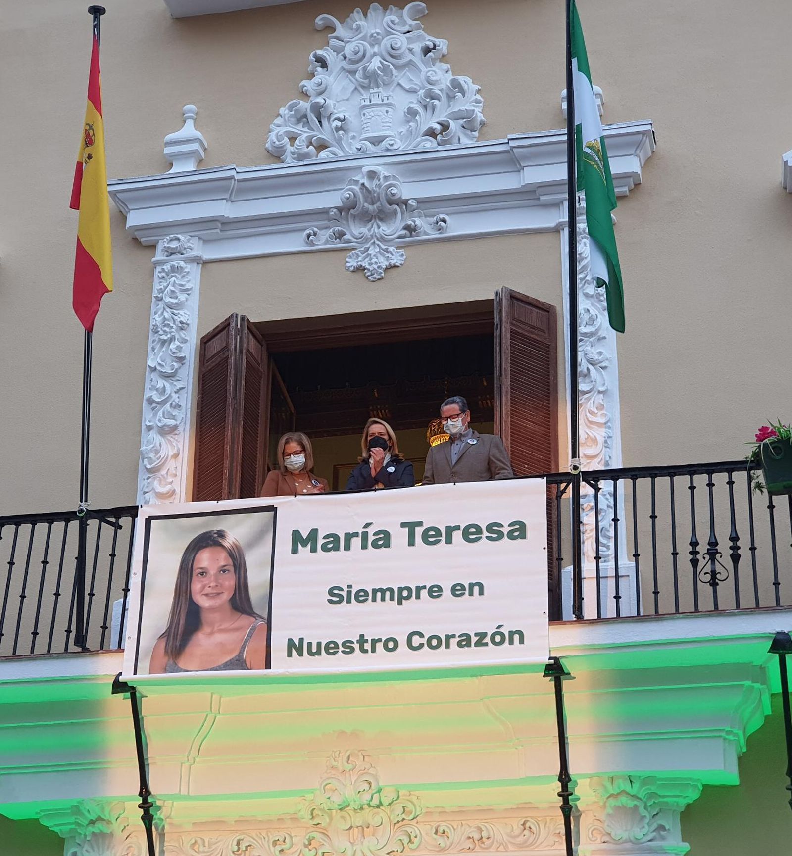 Los padres de la joven María Teresa en el homenaje