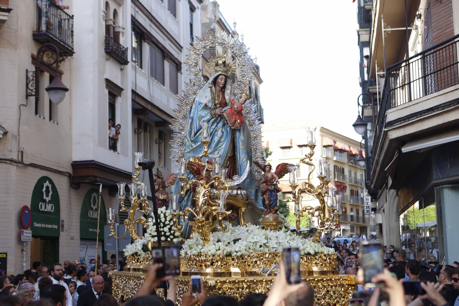 Imágenes de la procesión de la Virgen de la Salud