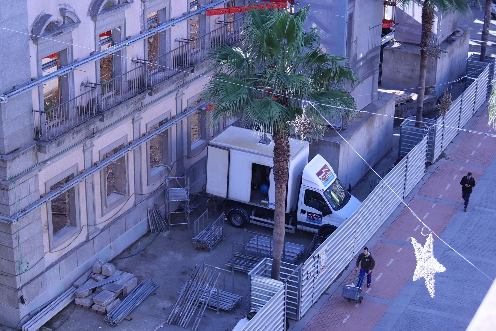 Comienza los trabajos para proteger el interior del antiguo edifico de Hacienda y sus medianeras.