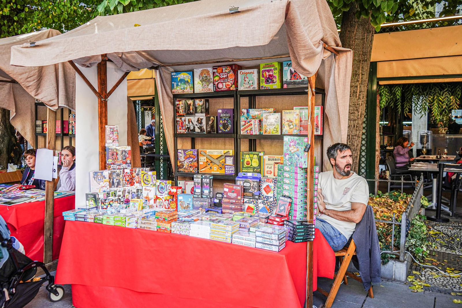 Feria japonesa en Granada: las imágenes de plaza Bib-Rambla