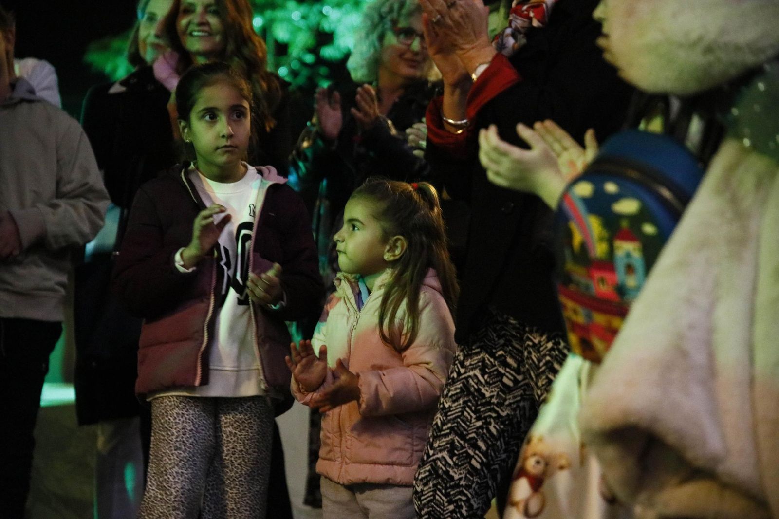 Las imágenes del encendido de la iluminación navideña en el Hospital Torrecárdenas de Almería
