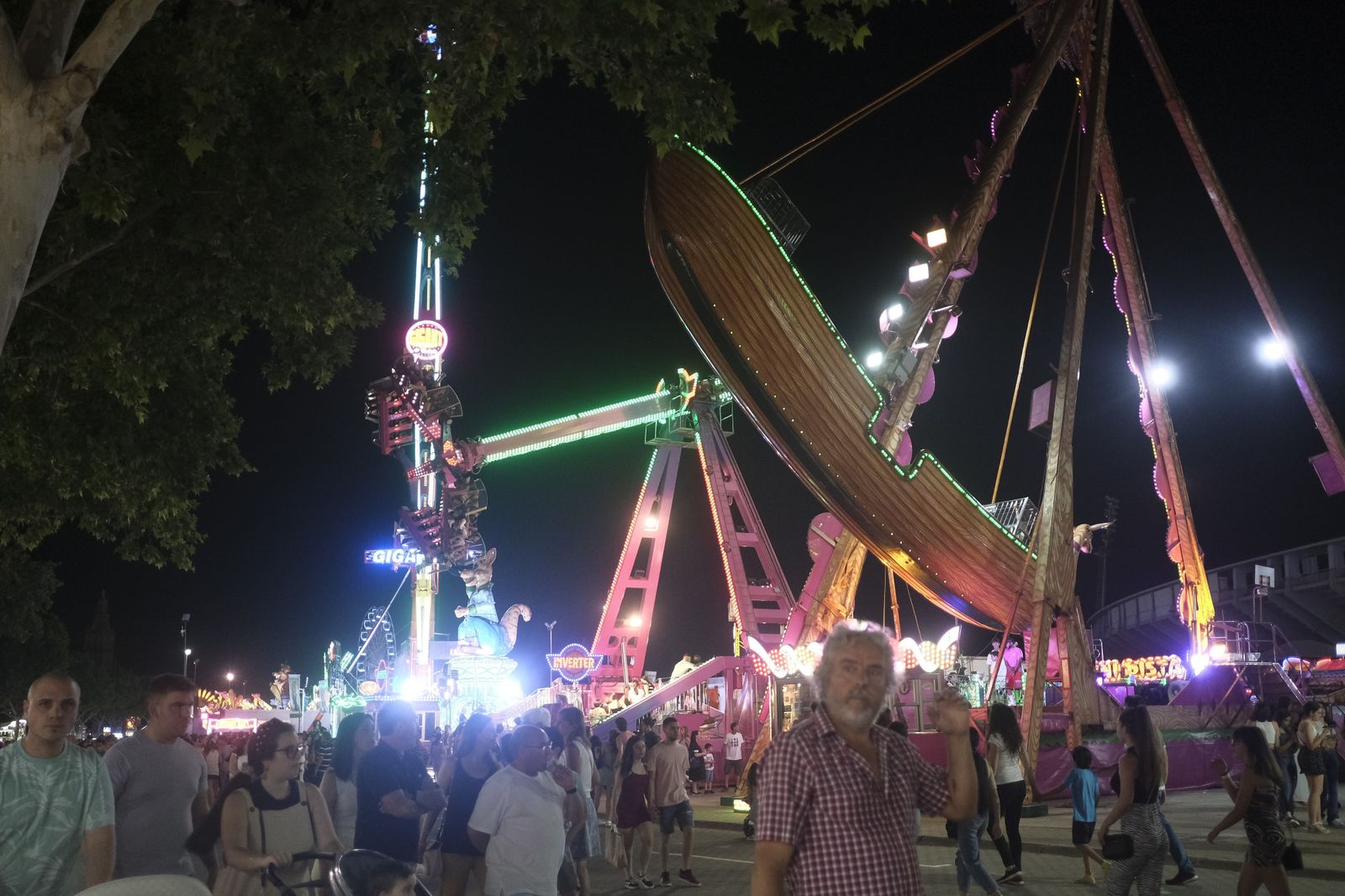 Ambiente en el primer día de la Feria de Córdoba 2022, en imágenes