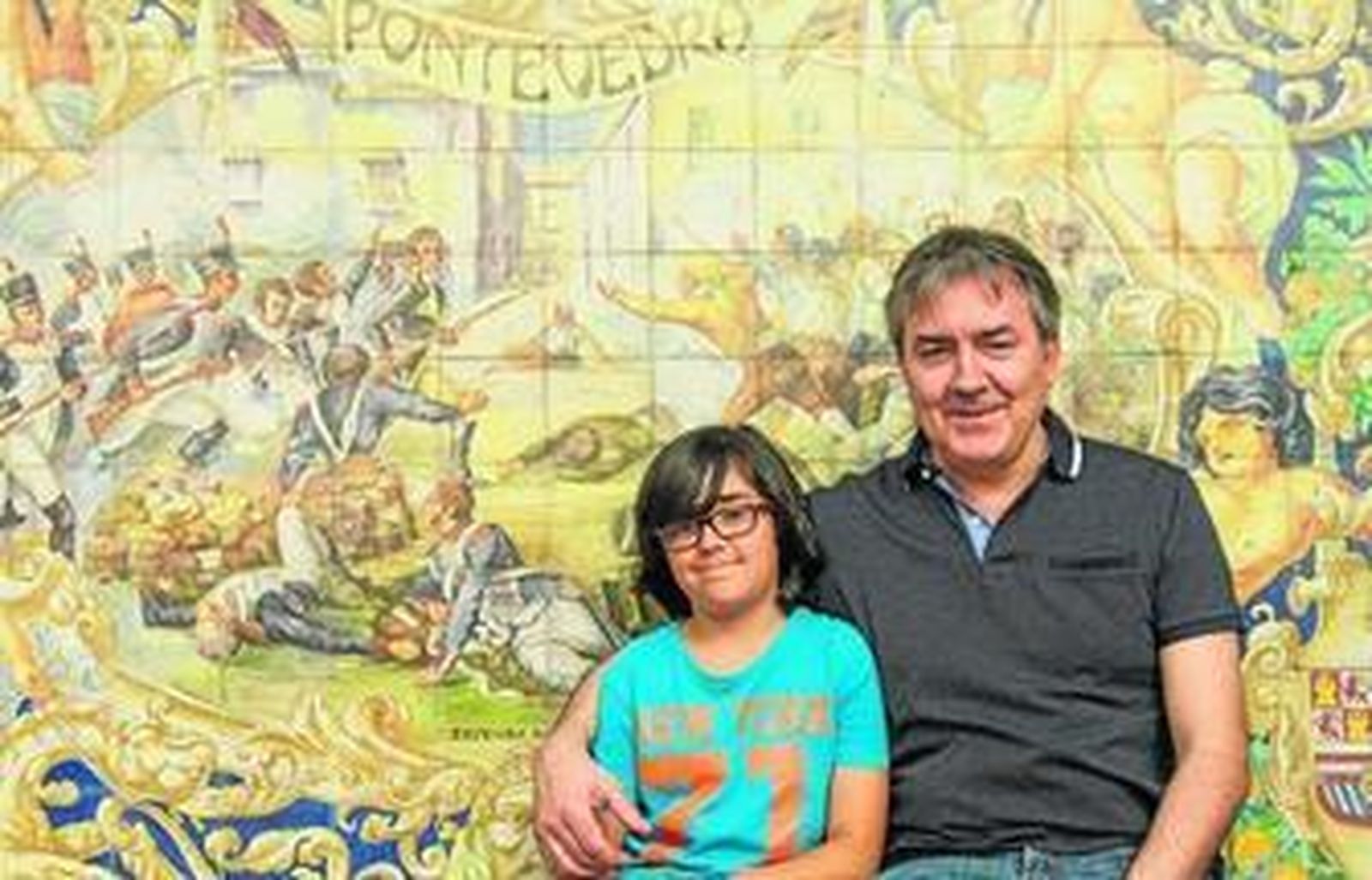 Miguel Soto, en el banco de Pontevedra con su hijo Miguel Ángel.