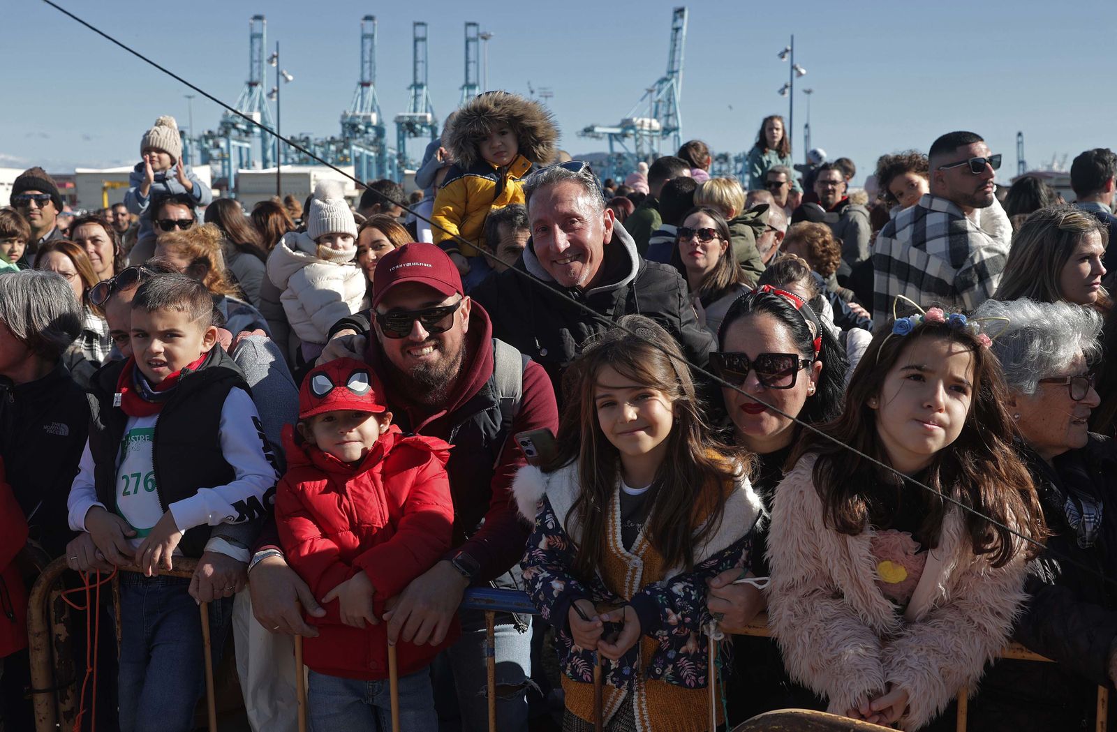 Fotos del arrastre de latas en Algeciras