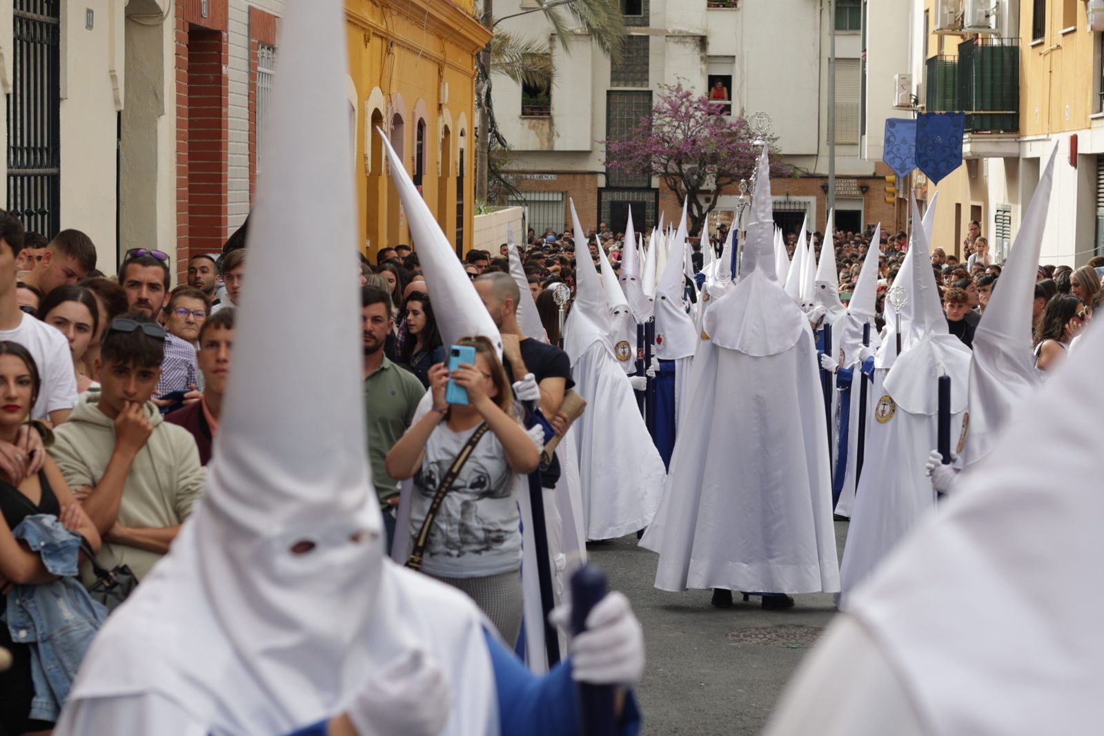 Martes Santo: la Hermandad de La Lanzada en imágenes