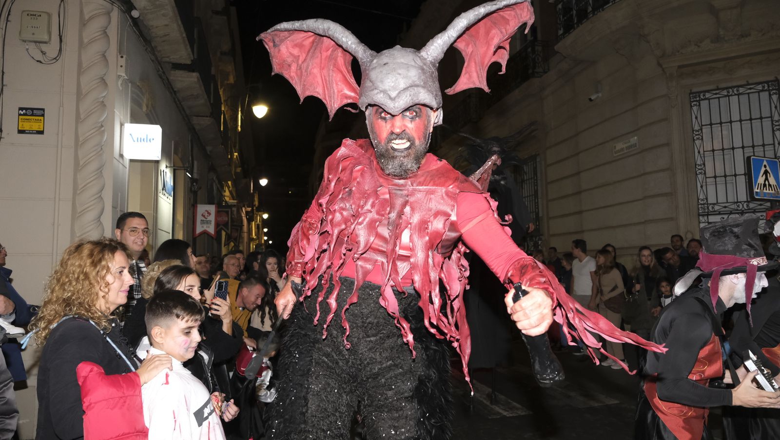 Imágenes de la Noche en Negro de Almería