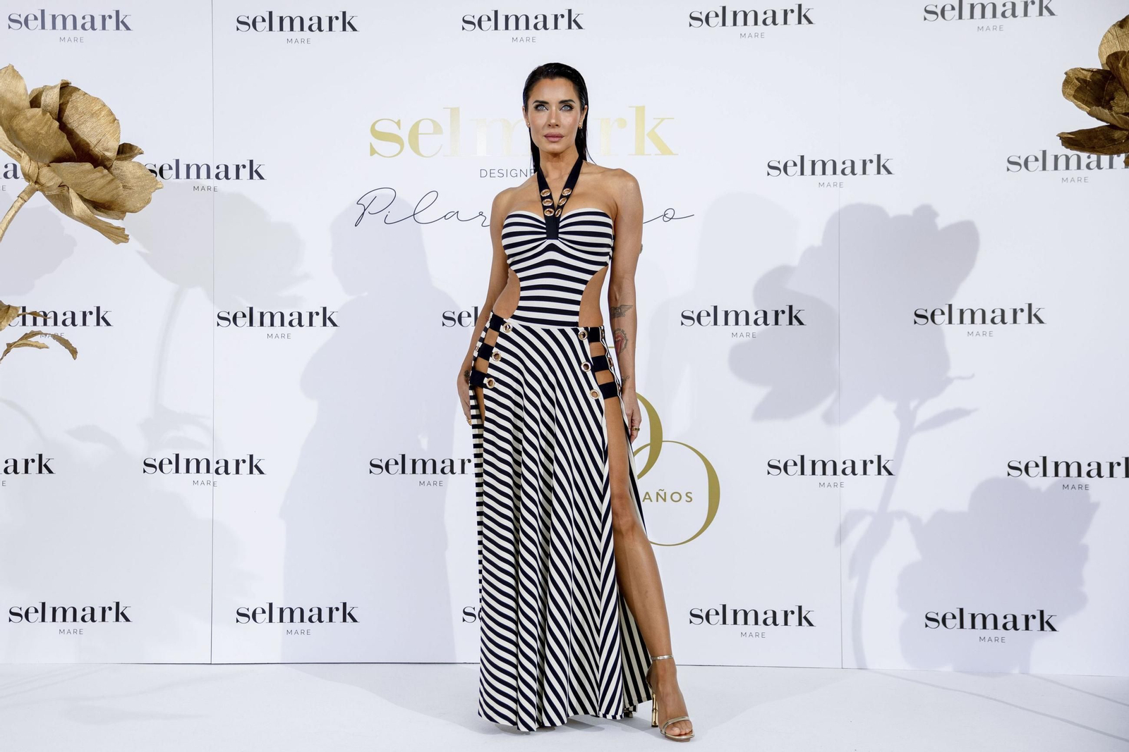 Pilar Rubio presenta su nueva colección de trajes de baño