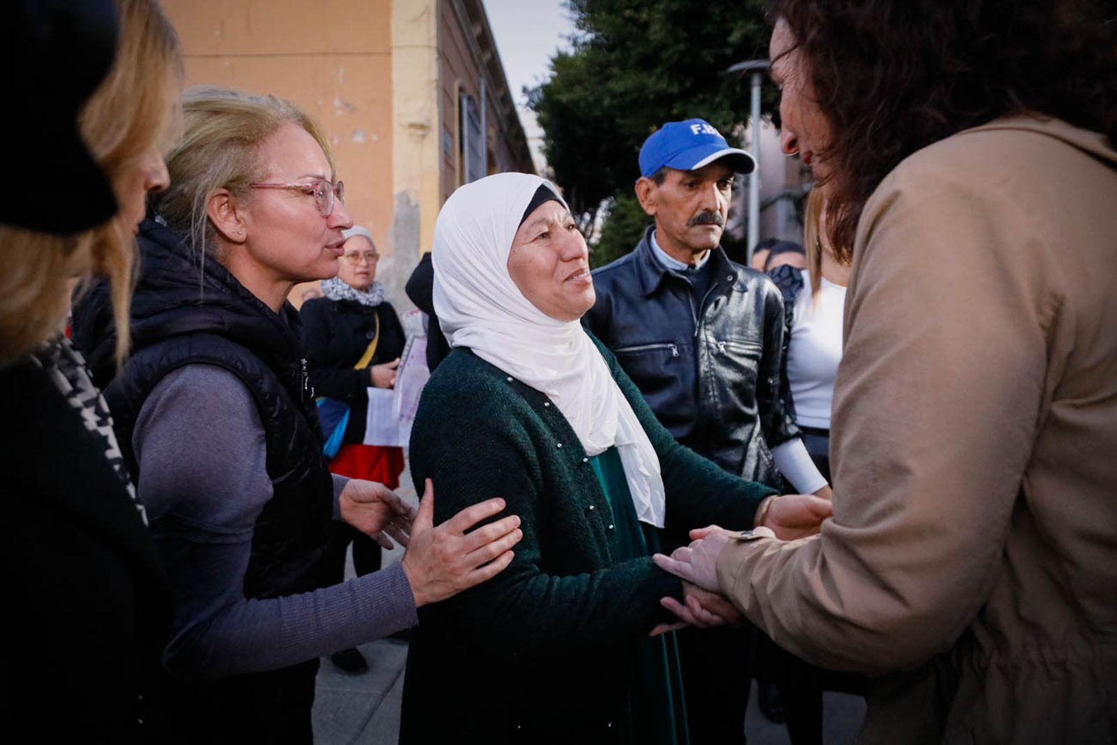 Imágenes del monolito en homenaje a las víctimas de violencia de género