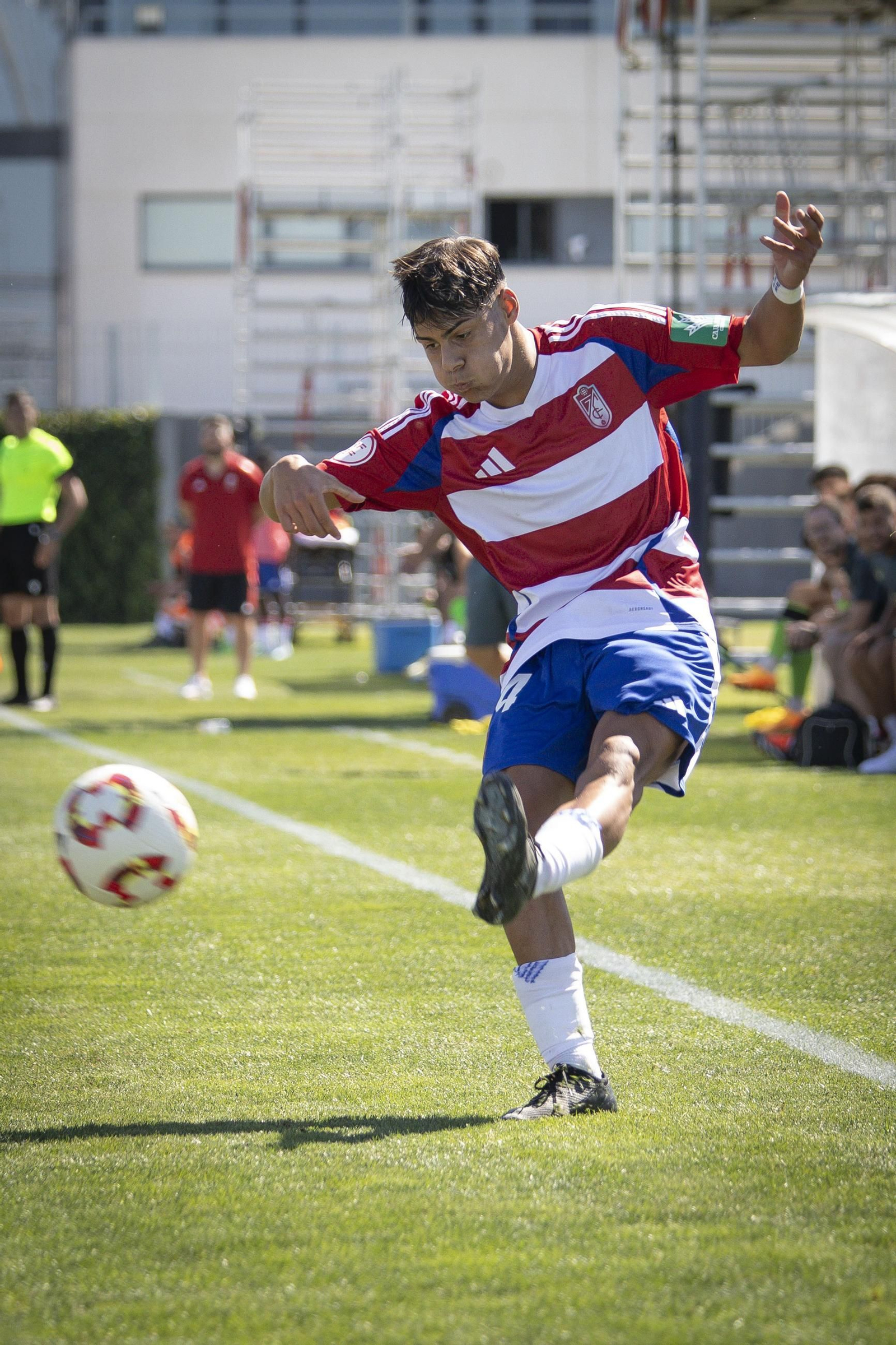 Las mejores imágenes del Recreativo Granada-Almería B