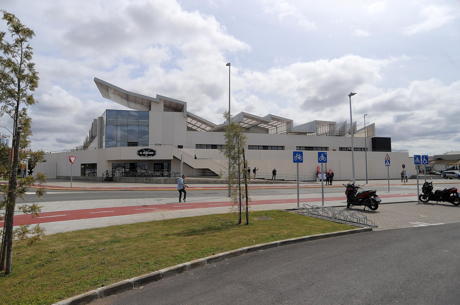 Imágenes del acto de inauguración del inicio de actividad de la Ciudad del Marisco
