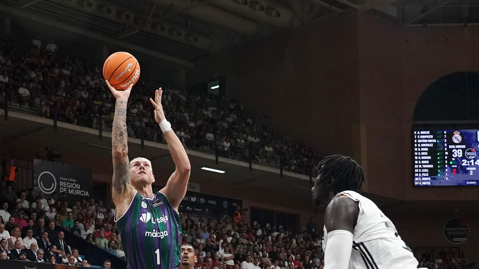 El Real Madrid - Unicaja, final de la Supercopa, en fotos