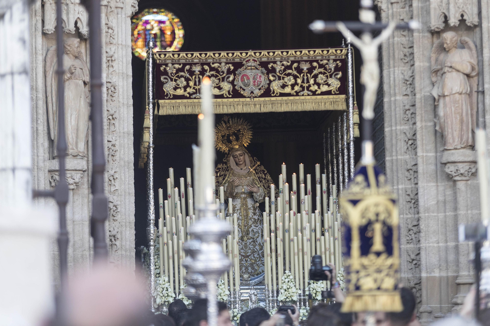 Imágenes de la Coronación de la Virgen de la Victoria y del regreso a tu templo