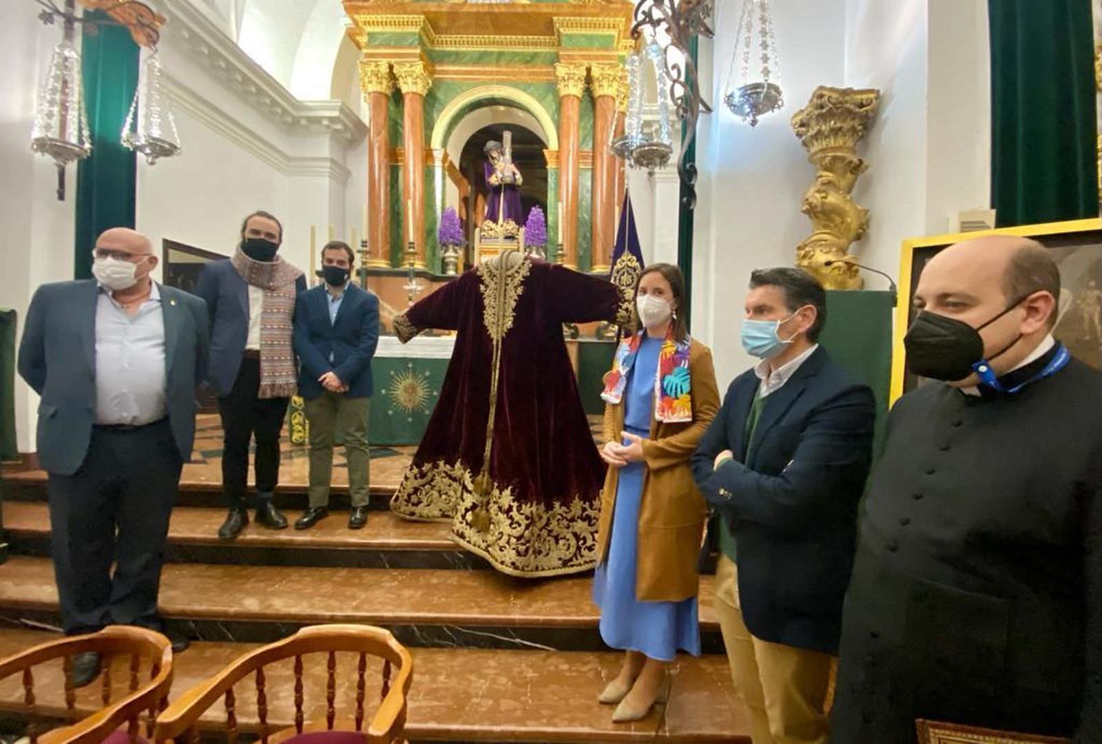 Presentación de la túnica del siglo XVIII del Nazareno de La Rambla.