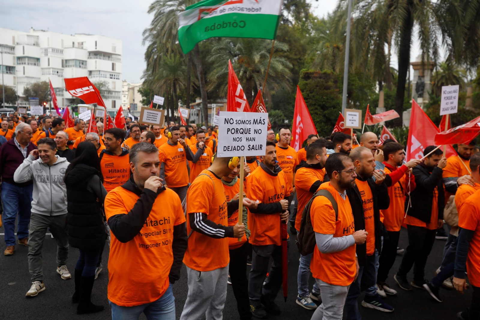 La manifestación de los trabajadores de Hitachi Energy en Córdoba, en imágenes