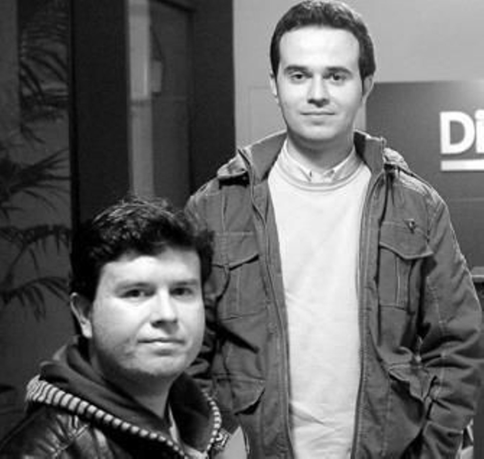 Los hermanos Antonio (sentado) y David Hurtado.