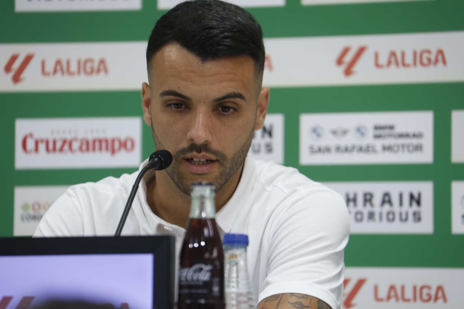 Las mejores fotos de la presentación de Fomeyem, Álex Martín e Iker Álvarez como jugadores del Córdoba CF