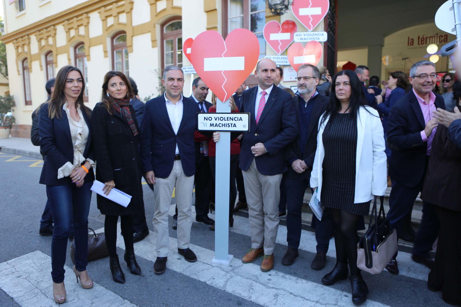 Señales contra la violencia de género.