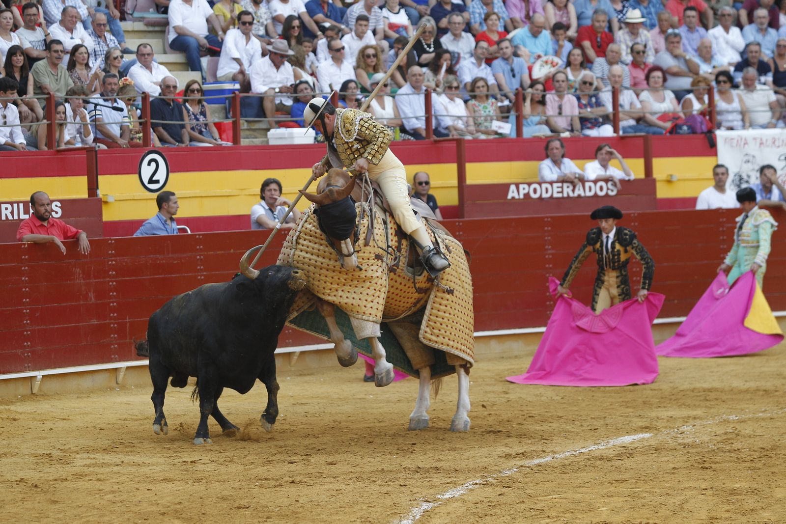 Fotogalería corrida de toros Roquetas de Mar. El Fandi, Castella, Cayetano.