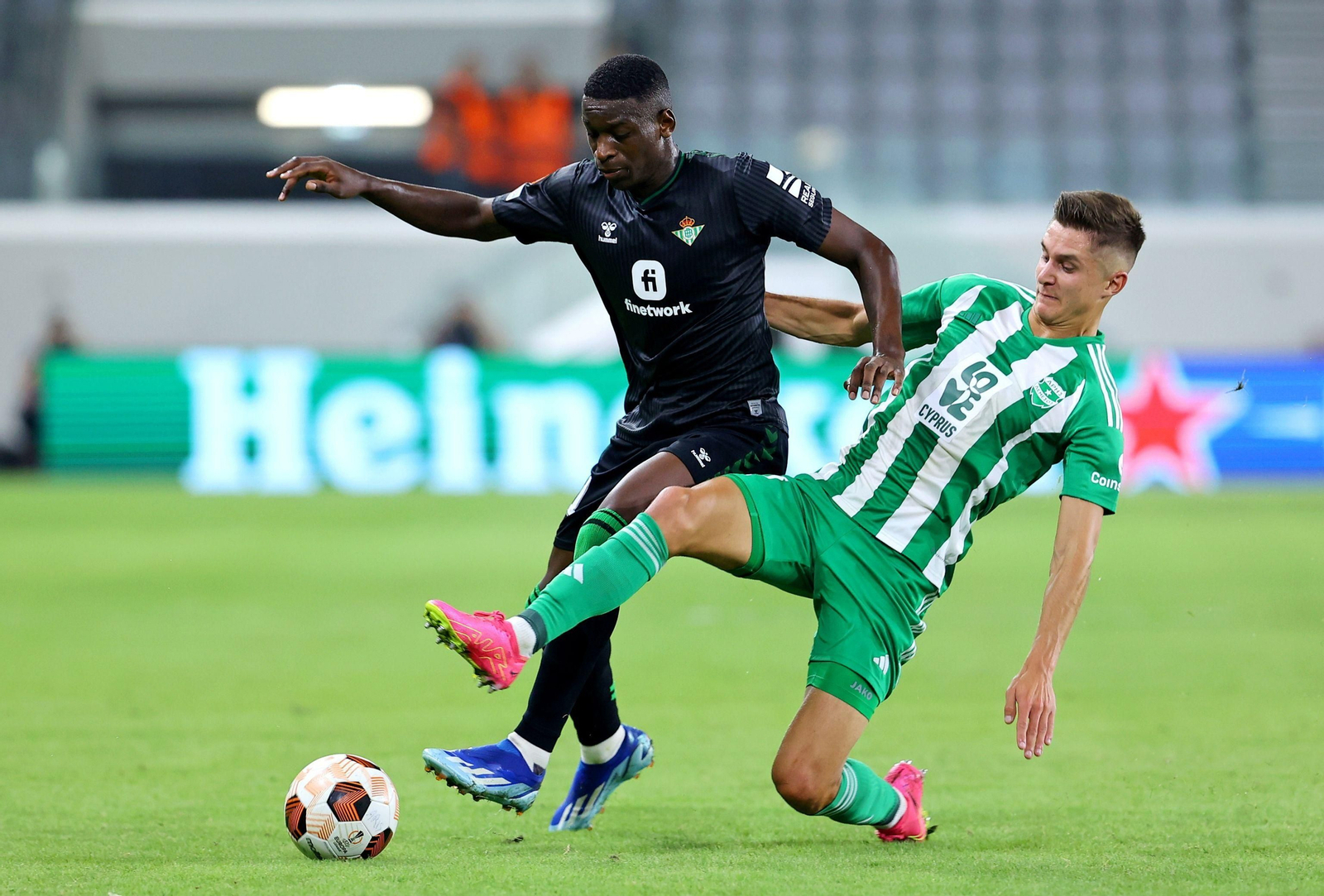 Las fotos del Aris Limassol-Betis de Europa League