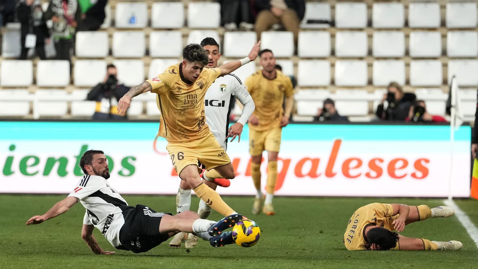 El Burgos-Málaga CF, en fotos