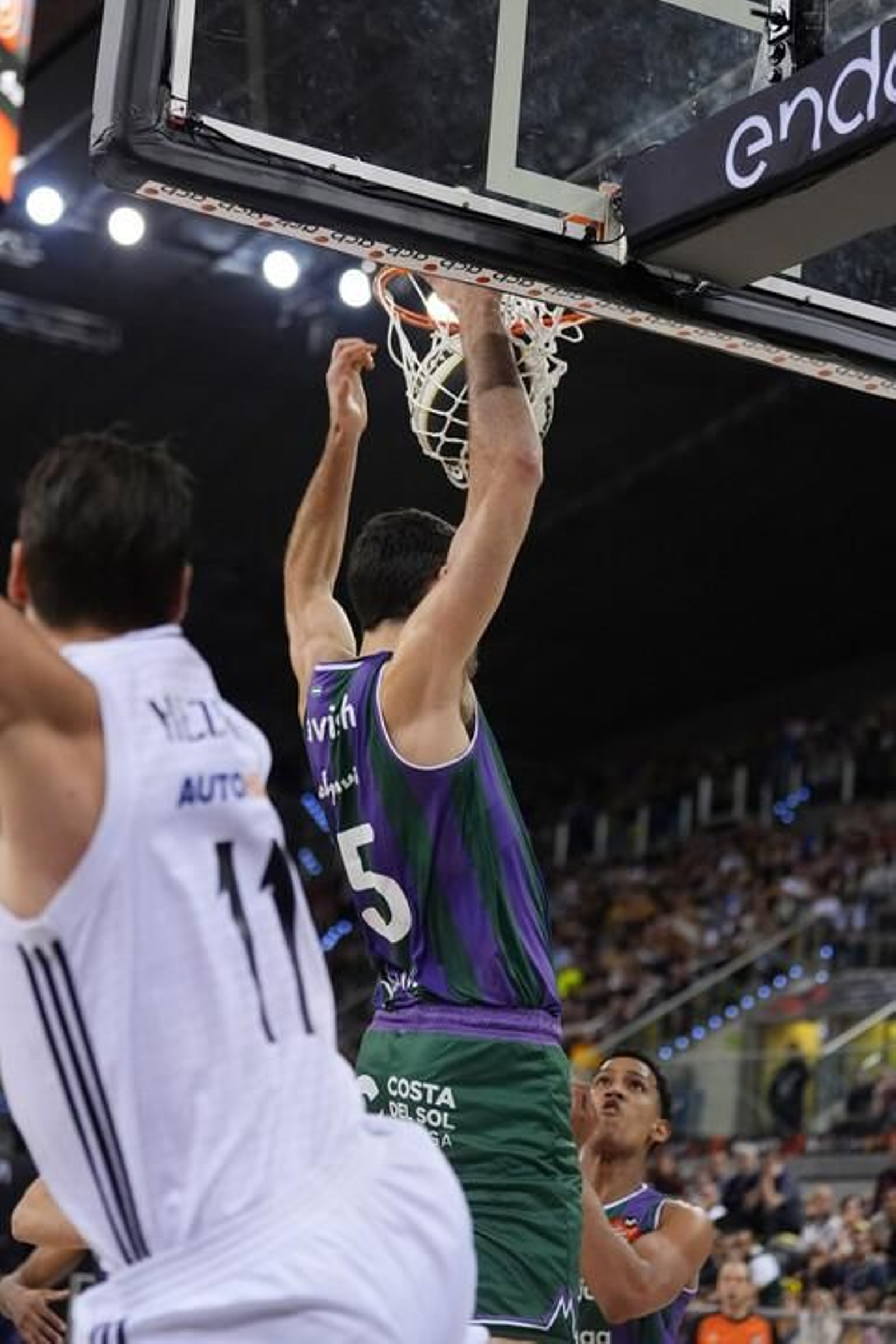 El Unicaja, campeón de Copa: Todas las imágenes del partido, la fiesta y la llegada a Málaga