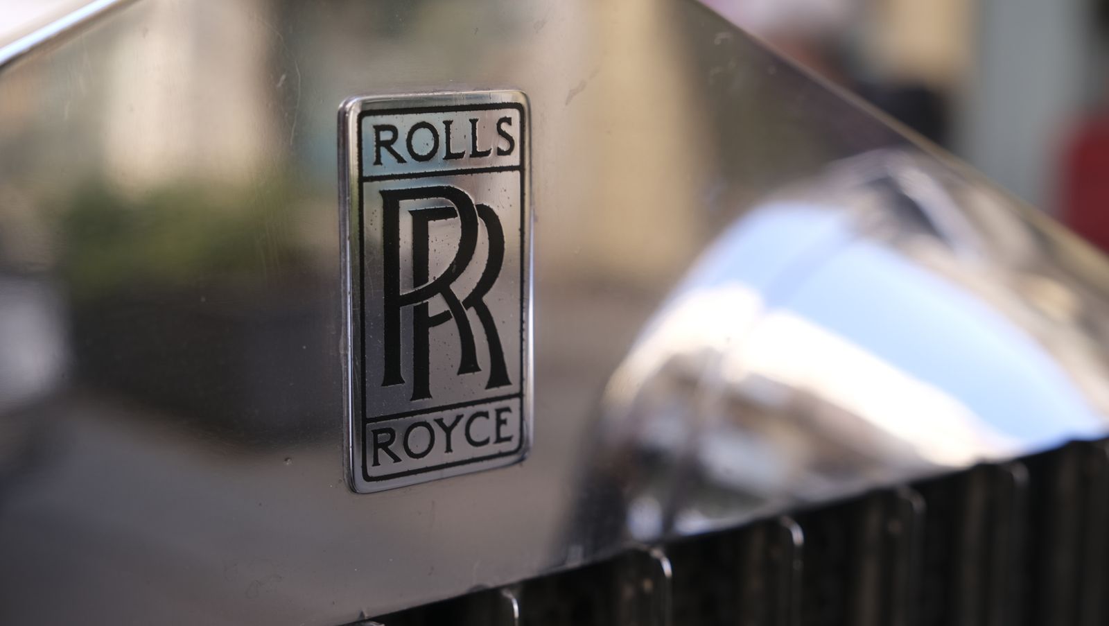 La 33 Ruta de Automóviles Antiguos toma las calles de Almería