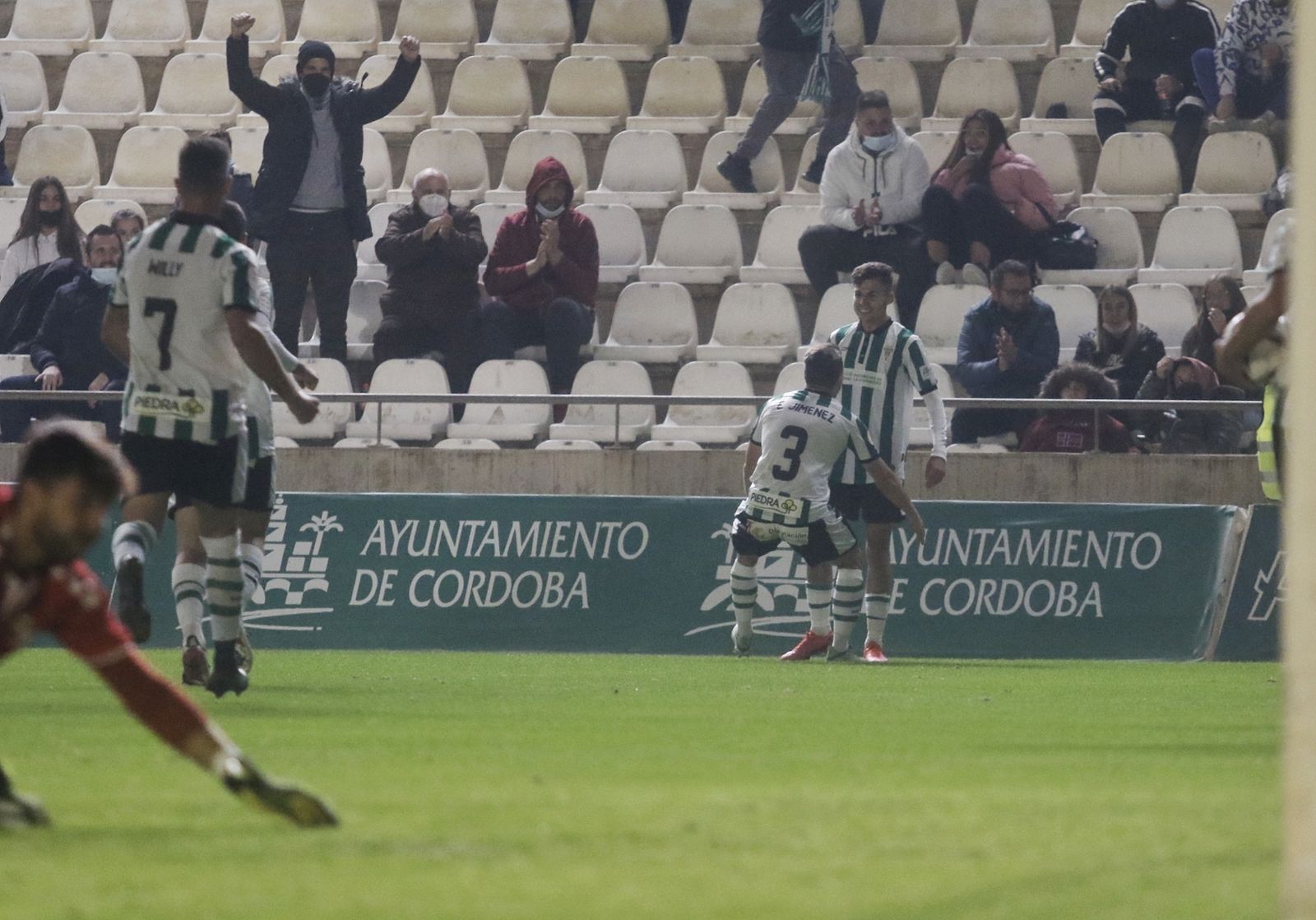 La victoria del Córdoba CF ante el Ebro, en imágenes