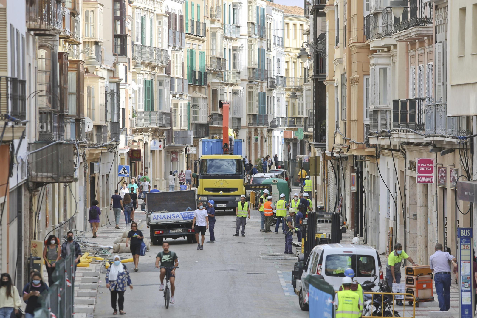 La calle Carretería de Málaga ya está en obras, en fotos