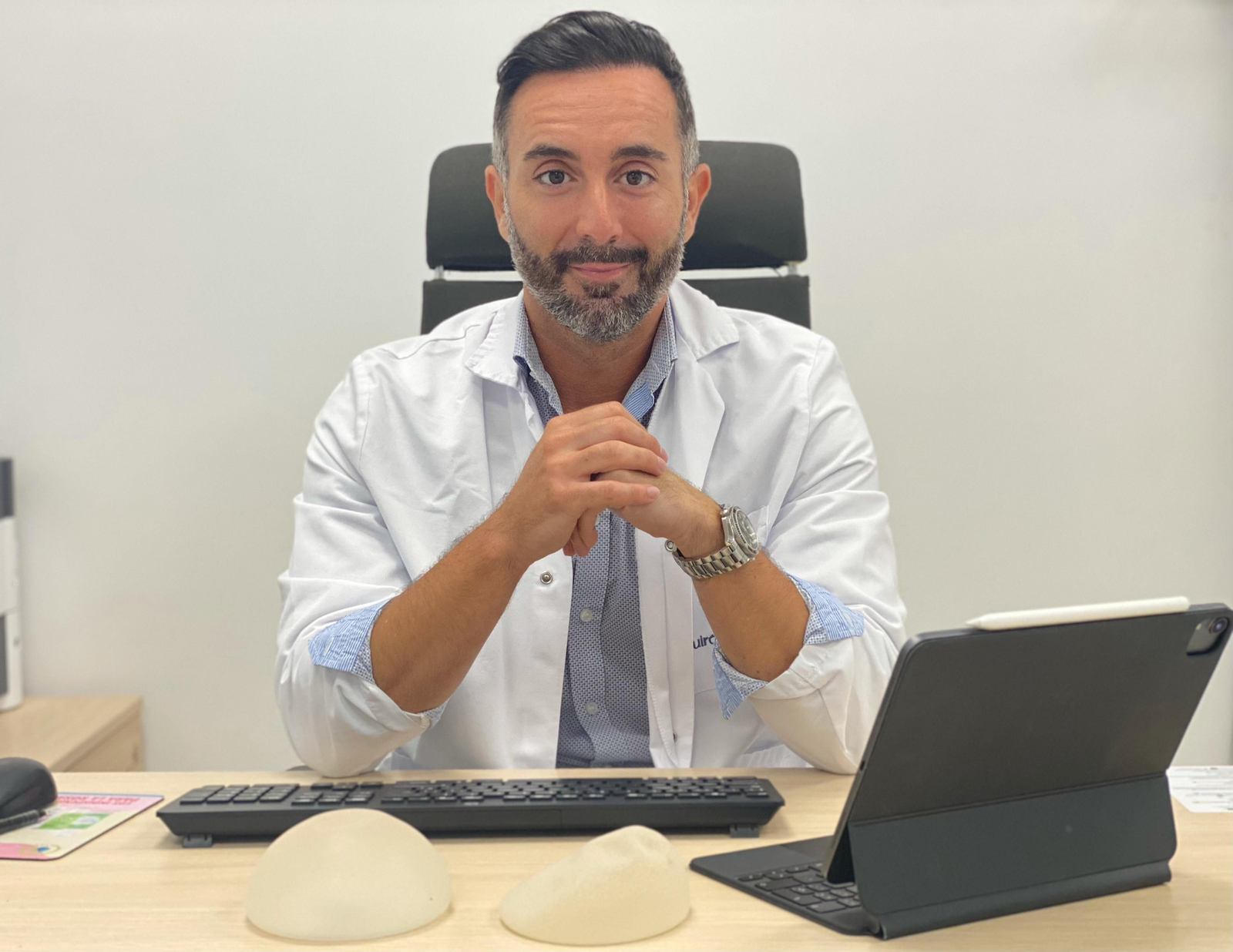 Dr. Raimundo Cantero, cirujano plástico