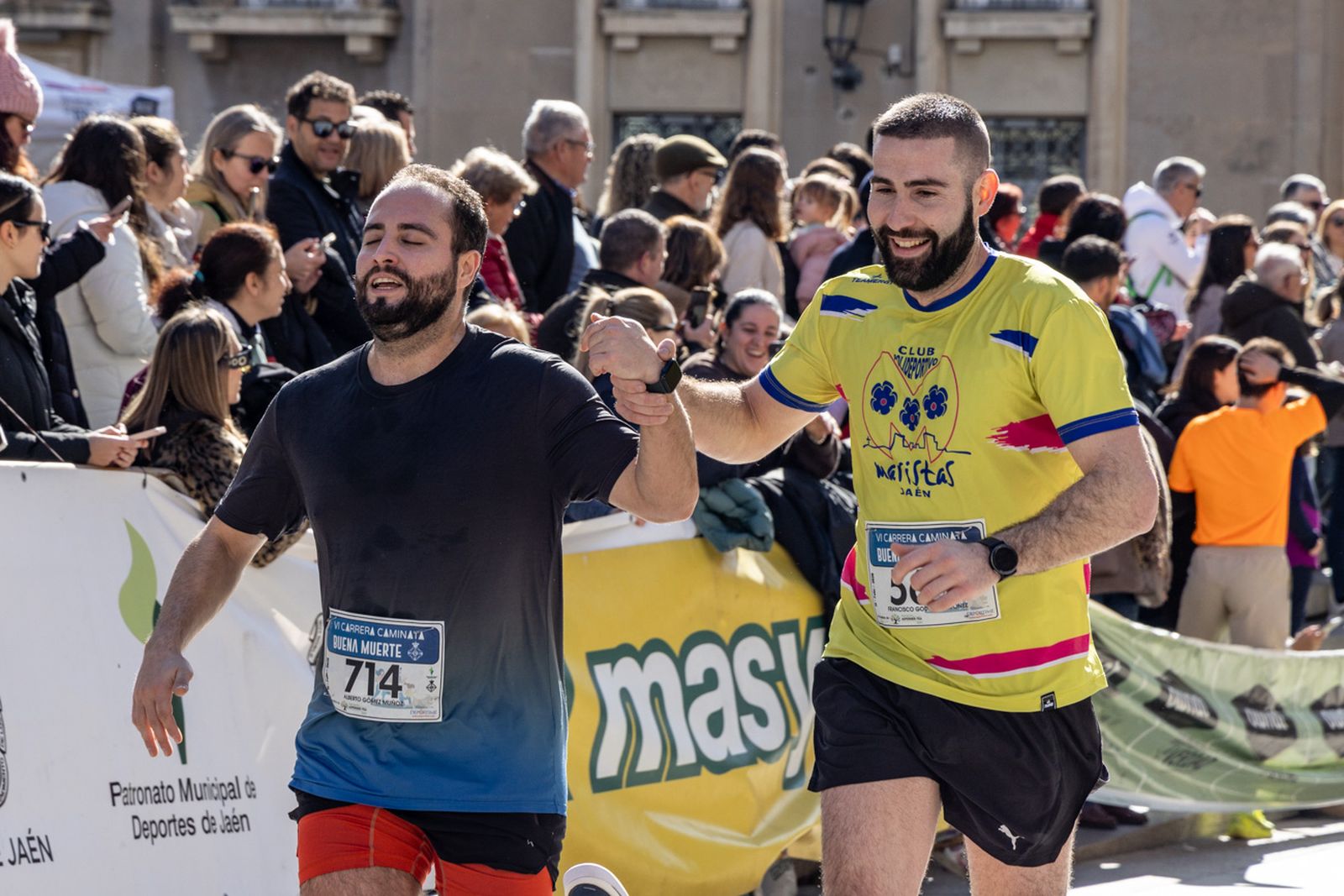 En imágenes: deporte y solidaridad se dan la mano en la VI Carrera-Caminata de la Hermandad de la Buena Muerte (1)