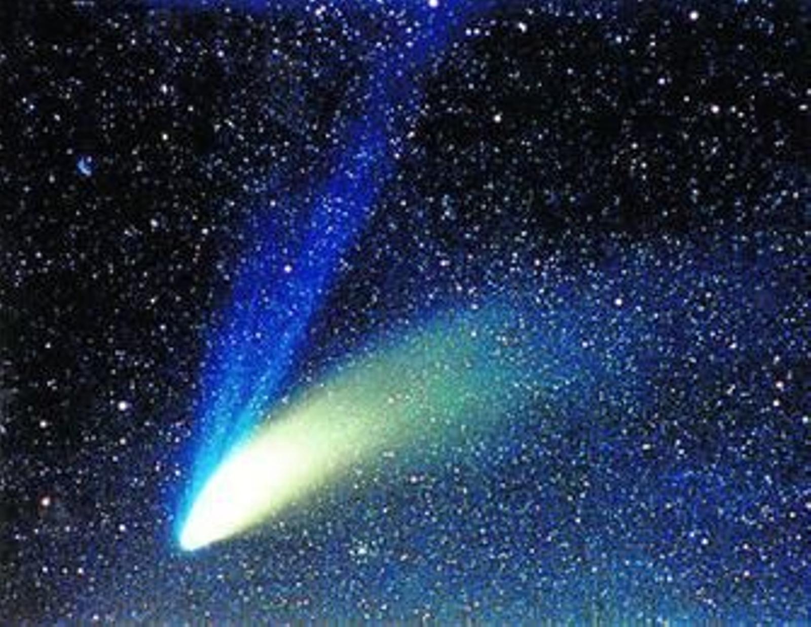 Fotografías  de microscopio electrónico de partículas de polvo (de izda a dcha): arena del Sahara, ceniza volcánica del Monte Saint Helens y una partícula de polvo interplanetario recogida en la atmósfera de la Tierra.  (NASA)