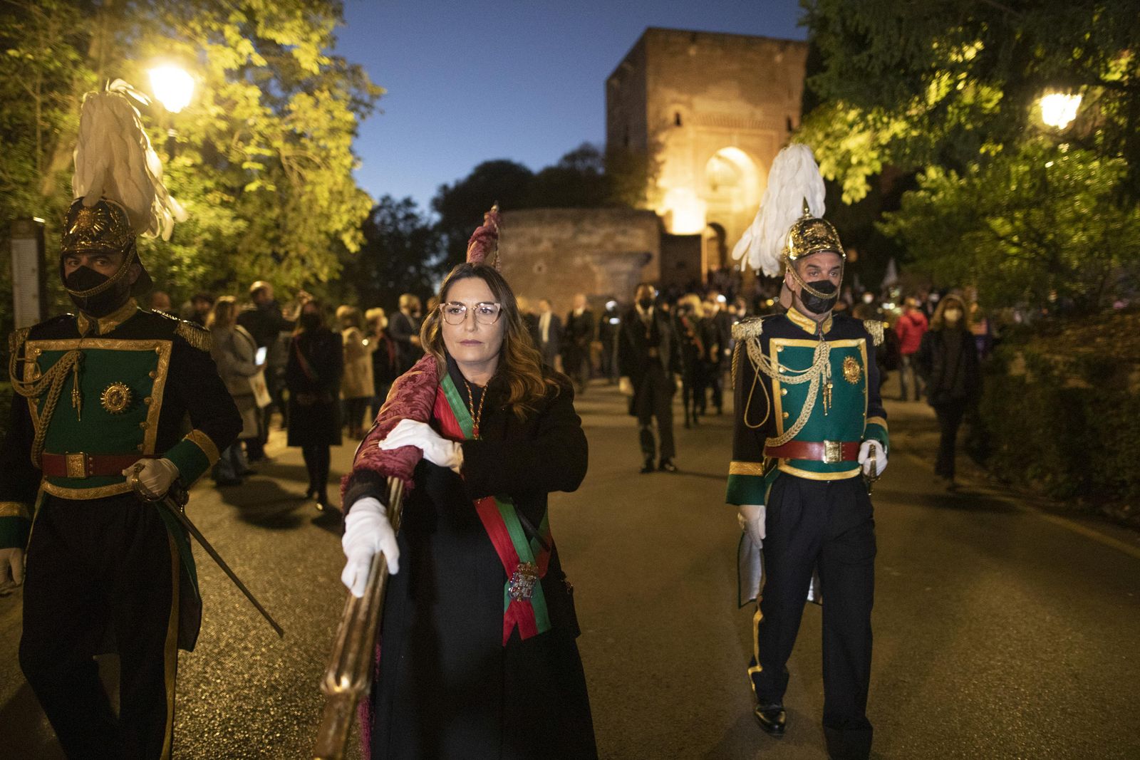 Fotos: el homenaje del quinto centenario del traslado de los restos de los Reyes Católicos